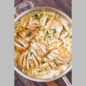 Fettuccine Alfredo with Chicken